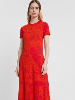 Desigual Paradise Dress Size M High Stretch. Can fit a large.